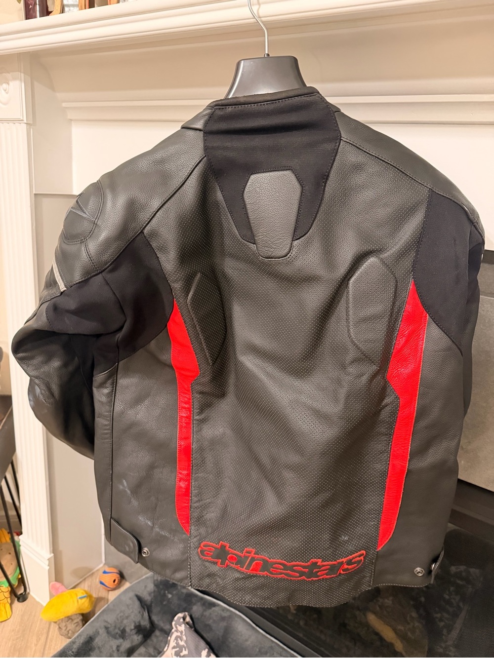 Alpinestars Black Leather Jacket with Red Logo - Picture 4 of 7